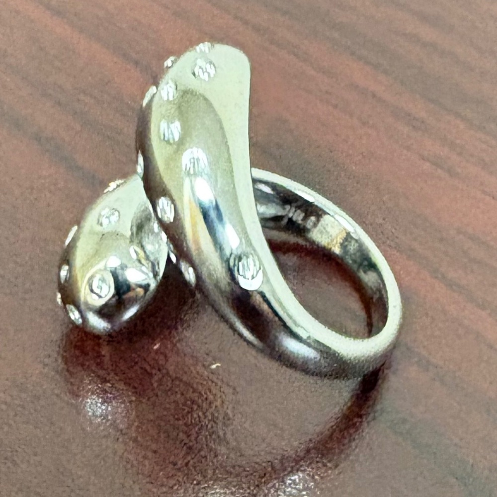 Raindrop Ring with Simulated Diamonds Size 7 - Picture 3 of 5